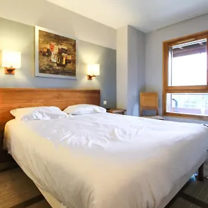 Stunning 3-bedroom With Mountain Views Apartment Flaine